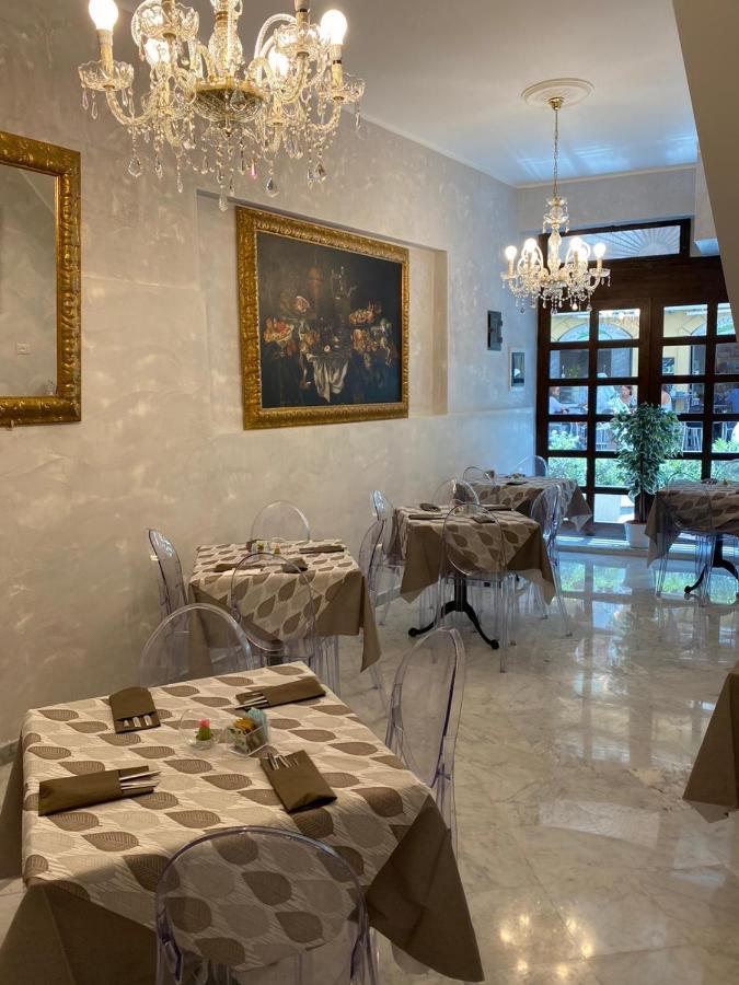 La Serenissima Hotel Palermo Luaran gambar