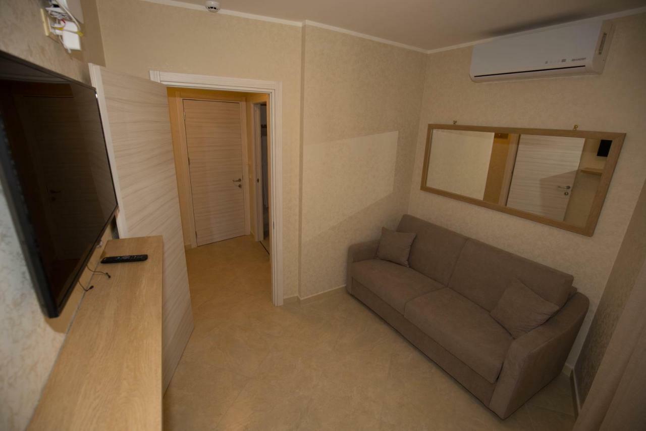 La Serenissima Hotel Palermo Luaran gambar